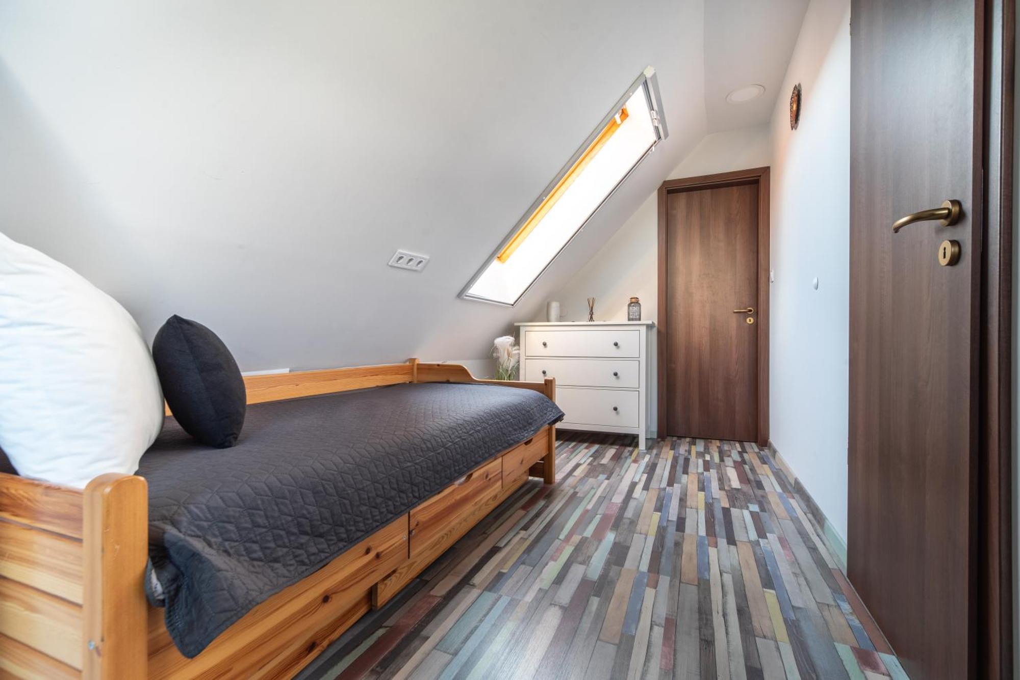 Buzavirag Apartman 凯斯特海伊 外观 照片